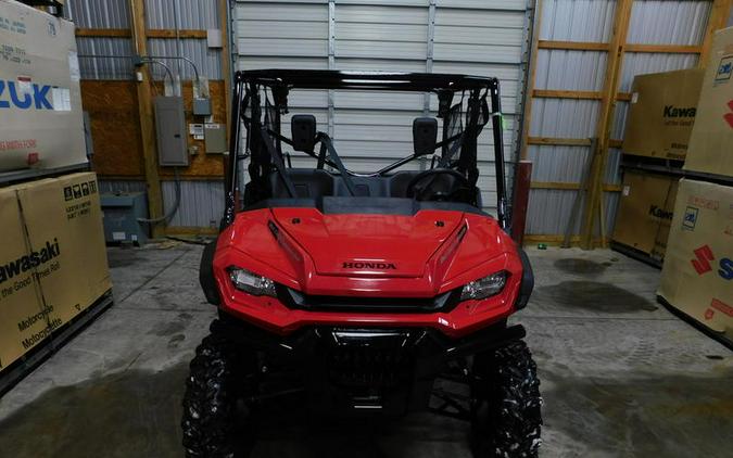 2025 Honda® Pioneer 1000-5 Deluxe