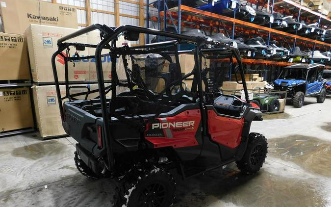 2025 Honda® Pioneer 1000-5 Deluxe