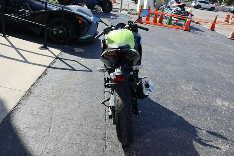 2026 Kawasaki Ninja 500 ABS Metallic Yellowish Green/Ebony ABS