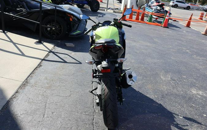 2026 Kawasaki Ninja 500 ABS Metallic Yellowish Green/Ebony ABS