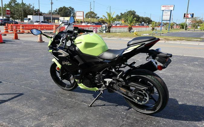 2026 Kawasaki Ninja 500 ABS Metallic Yellowish Green/Ebony ABS
