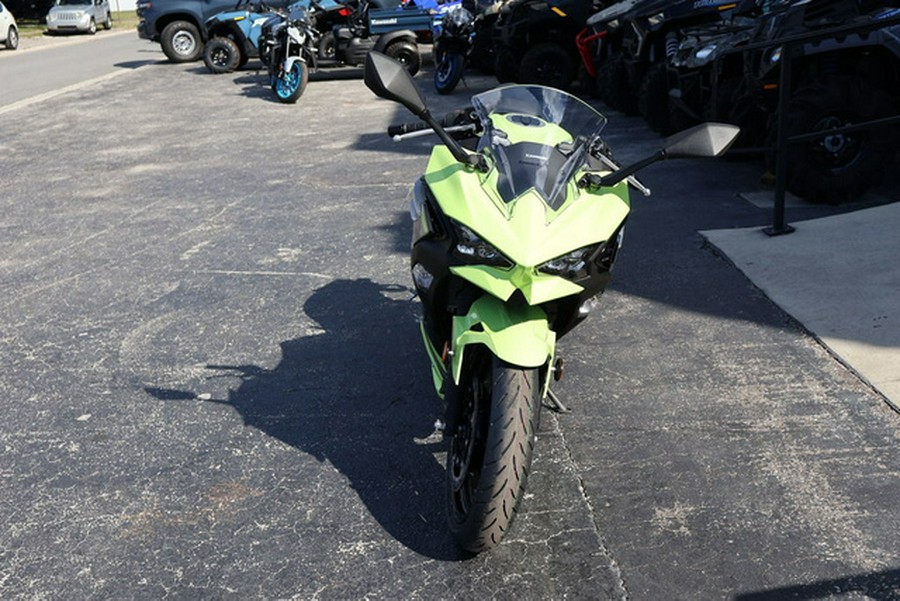 2026 Kawasaki Ninja 500 ABS Metallic Yellowish Green/Ebony ABS