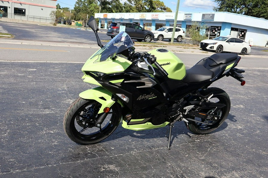 2026 Kawasaki Ninja 500 ABS Metallic Yellowish Green/Ebony ABS