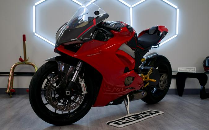 2019 Ducati V4 Panigale
