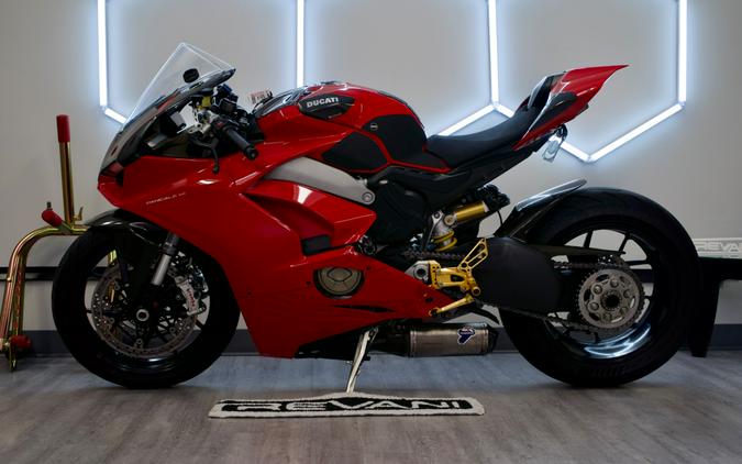 2019 Ducati V4 Panigale