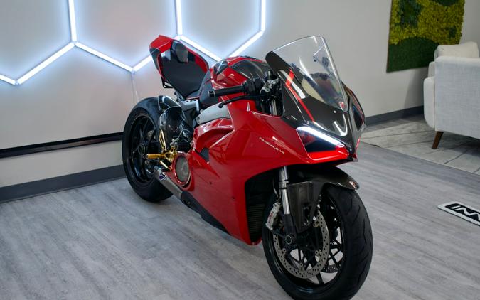 2019 Ducati V4 Panigale