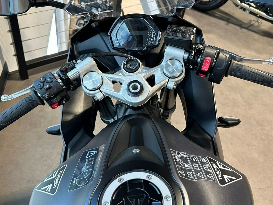 2025 Triumph Daytona 660 Satin Granite/Satin Black
