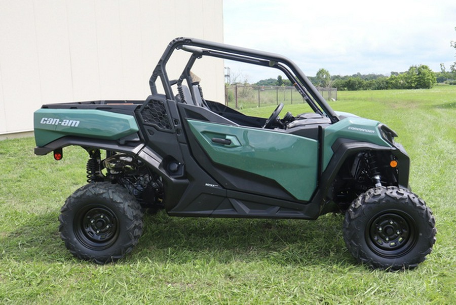 2025 Can-Am Commander DPS 700