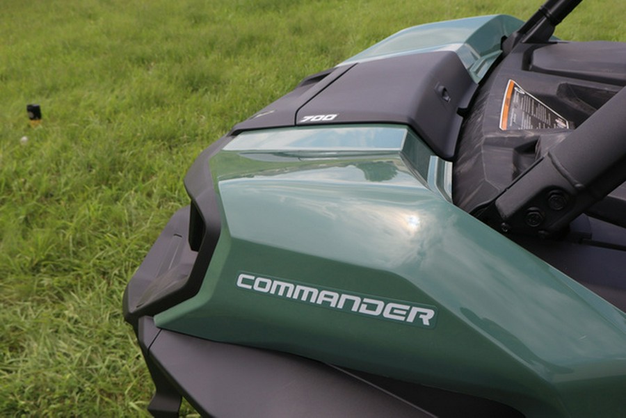 2025 Can-Am Commander DPS 700
