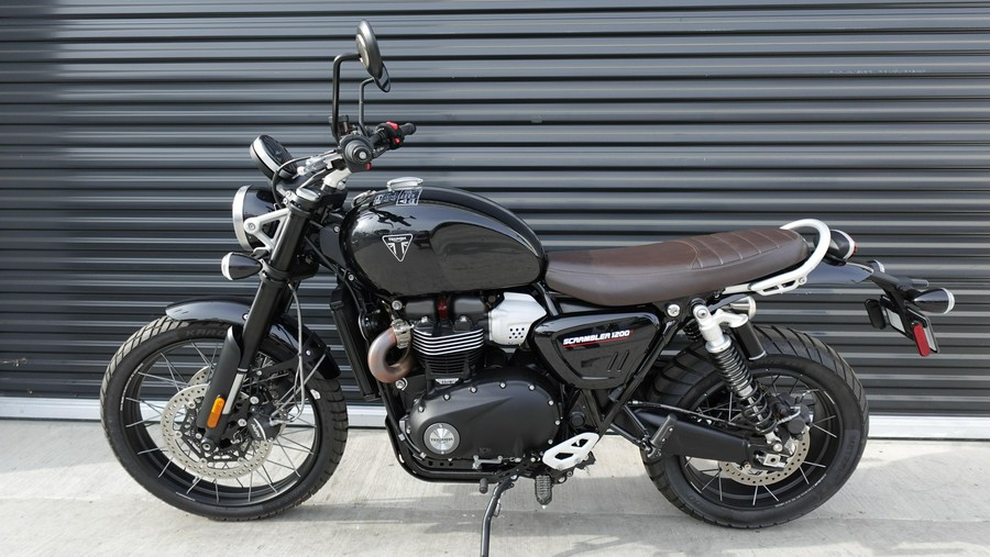 2025 Triumph Scrambler 1200 X