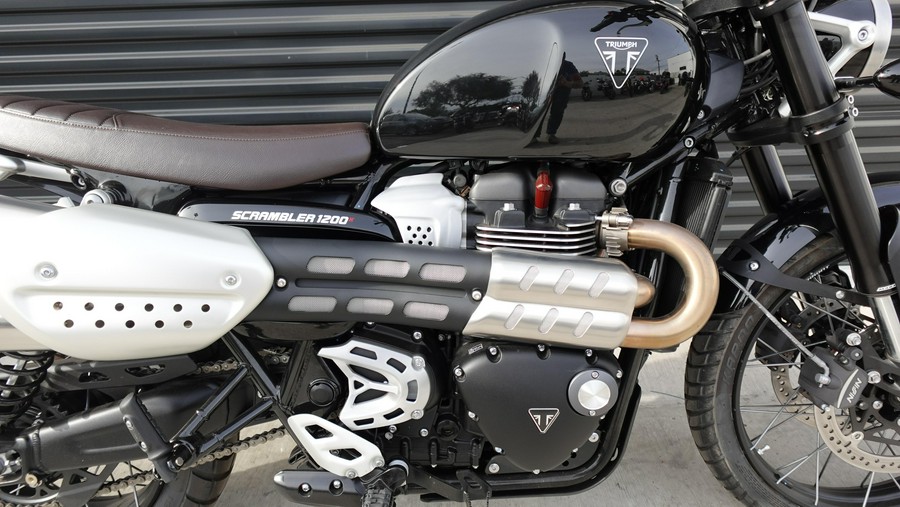 2025 Triumph Scrambler 1200 X