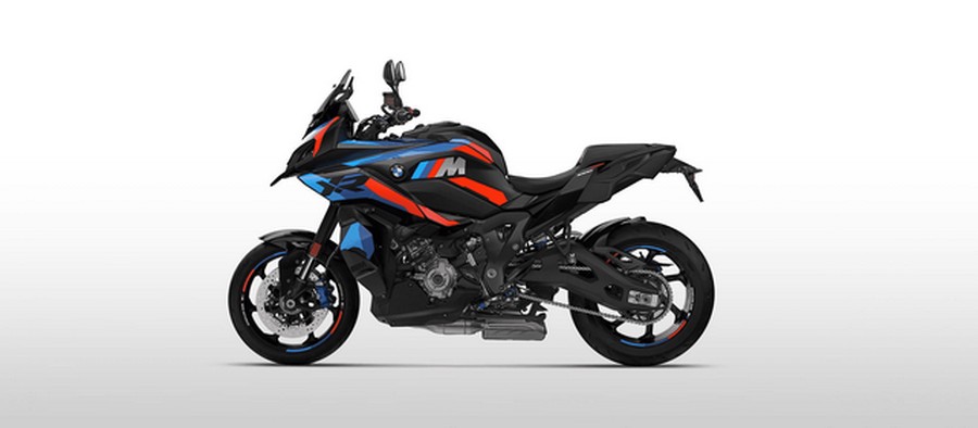 New 2026 BMW M 1000 XR