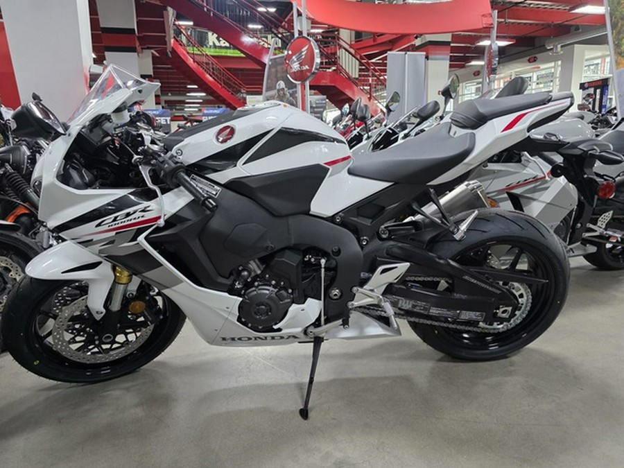 2027 Honda CBR1000RR