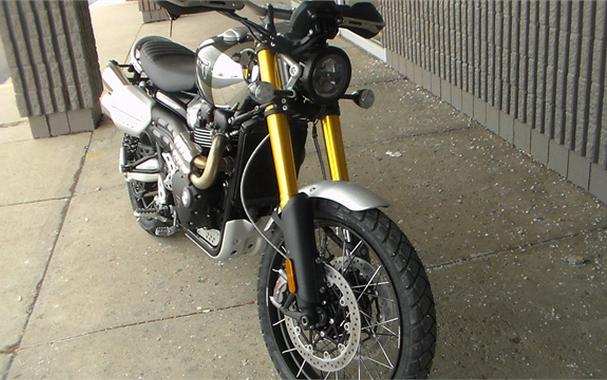 2023 Triumph Scrambler 1200 XE Chrome Edition