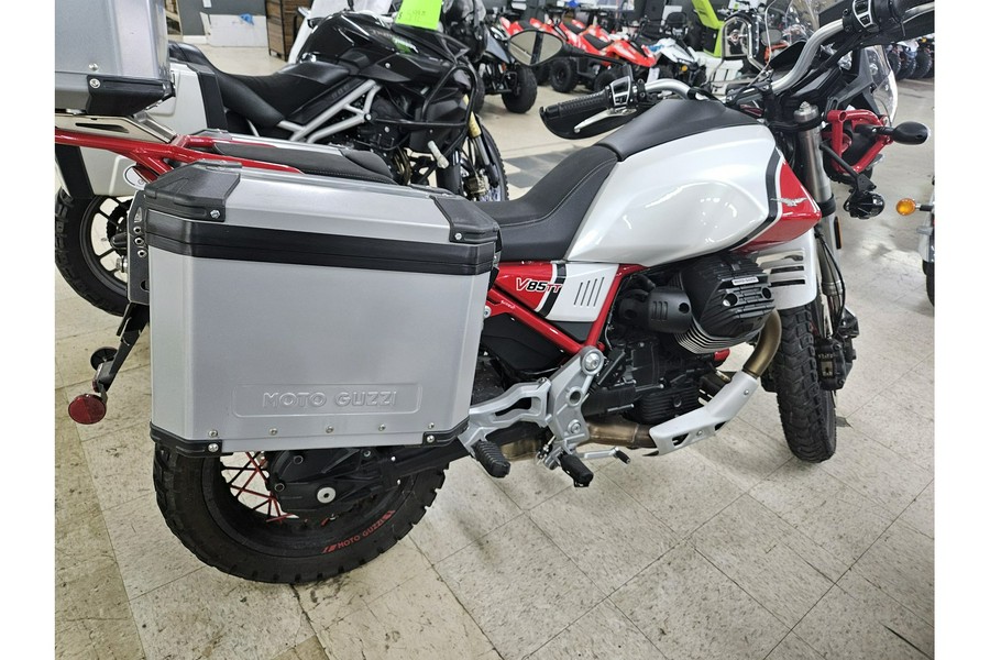 2021 Moto Guzzi V85TT