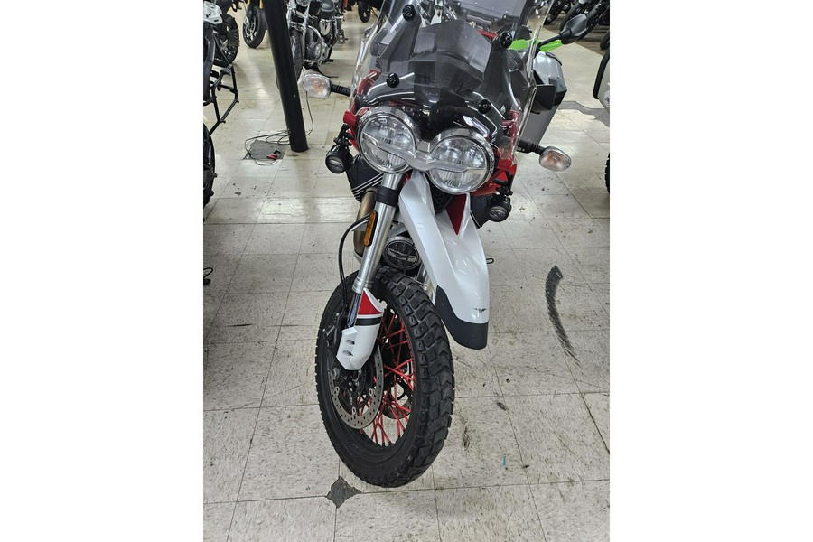 2021 Moto Guzzi V85TT