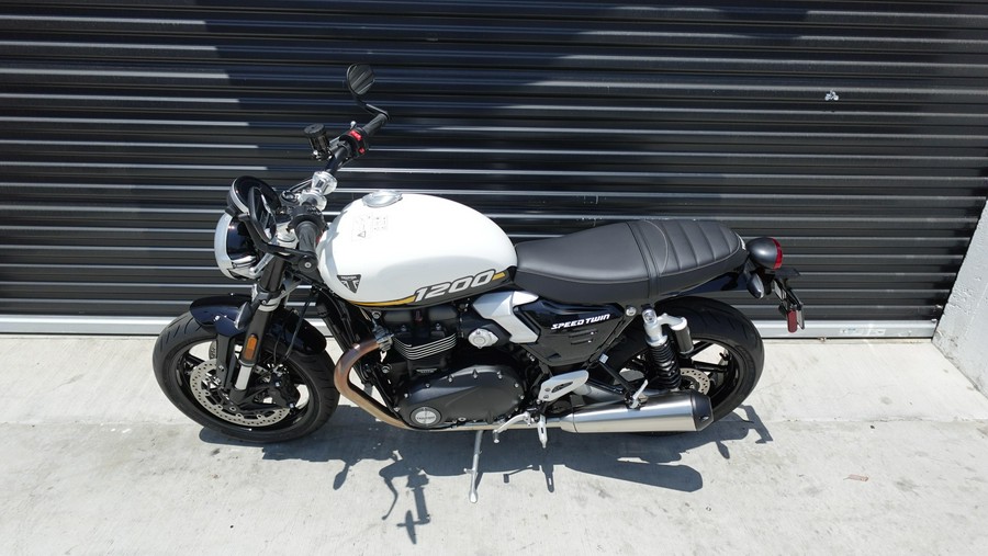 2025 Triumph Speed Twin 1200 Base