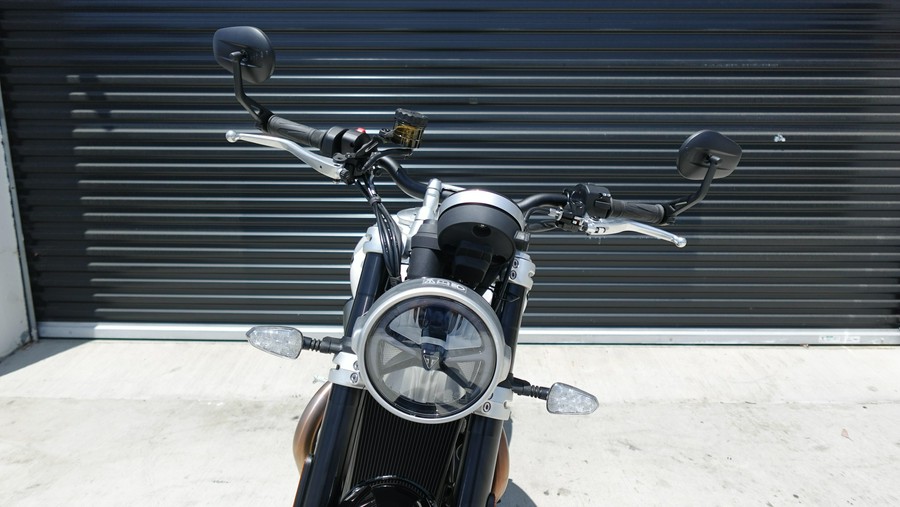 2025 Triumph Speed Twin 1200 Base