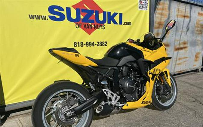 2025 Suzuki GSX-8R