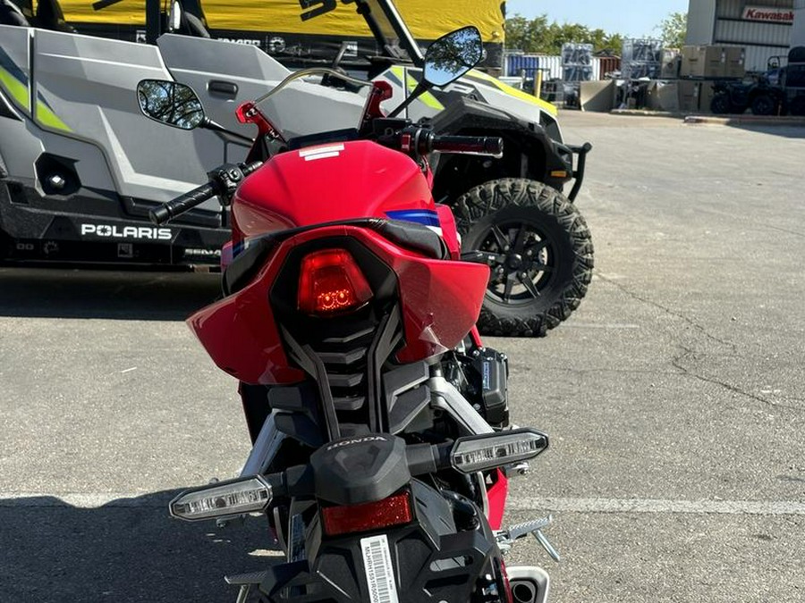 2026 Honda® CBR650R E-Clutch