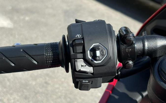 2026 Honda® CBR650R E-Clutch