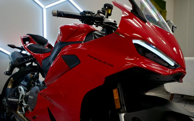 2025 Ducati V2