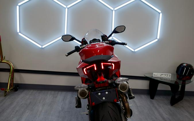 2025 Ducati V2