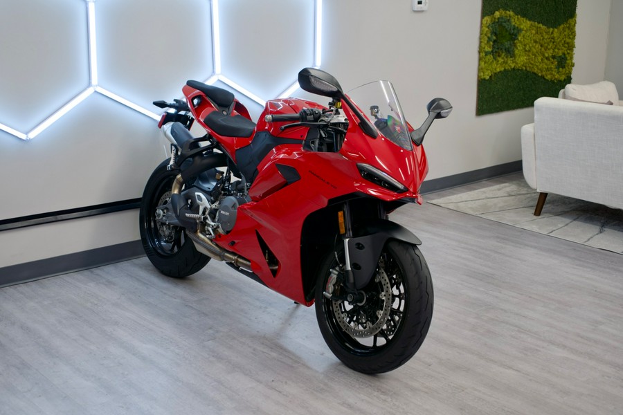 2025 Ducati V2