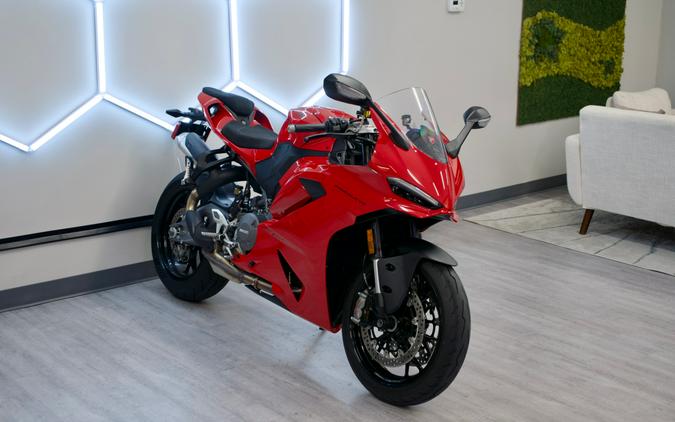 2025 Ducati V2