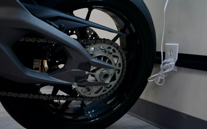 2025 Ducati V2