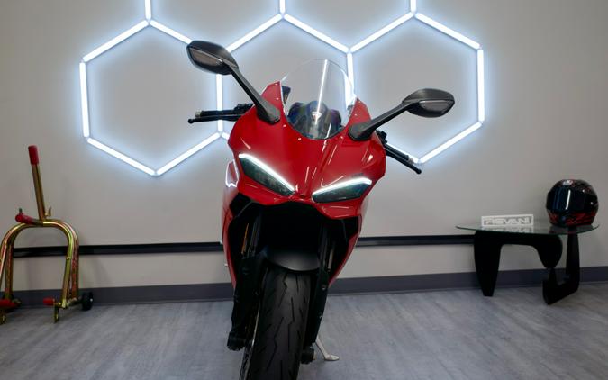 2025 Ducati V2