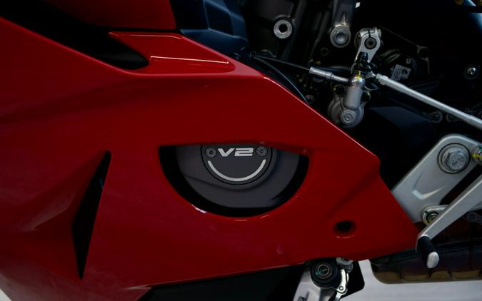 2025 Ducati V2