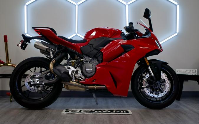2025 Ducati V2