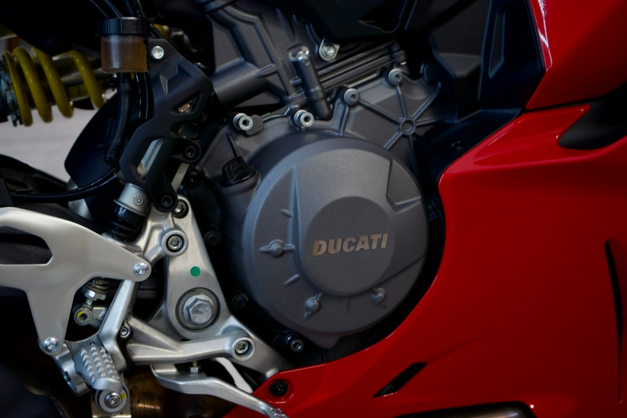 2025 Ducati V2