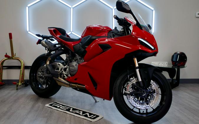 2025 Ducati V2