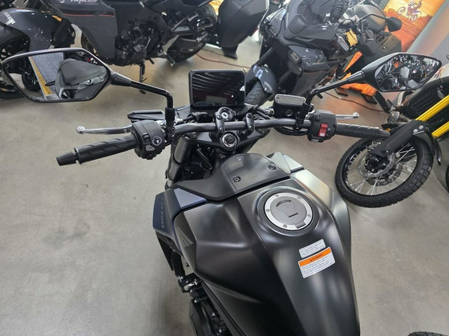 2026 Honda CB750 Hornet E-Clutch
