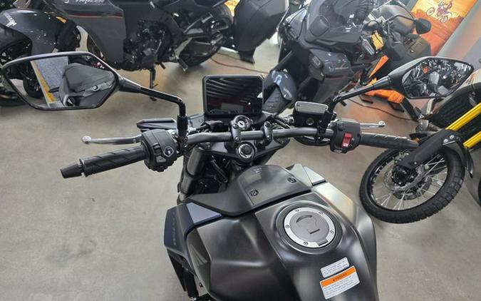 2026 Honda CB750 Hornet E-Clutch