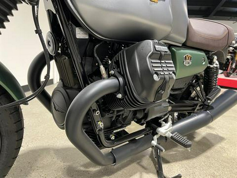 2022 Moto Guzzi V7 Stone Centenario