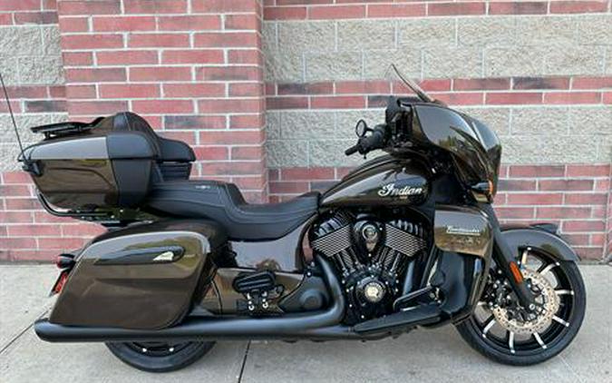 2023 Indian Motorcycle Roadmaster® Dark Horse®