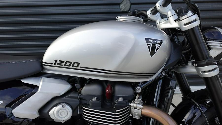2025 Triumph Speed Twin 1200 Base