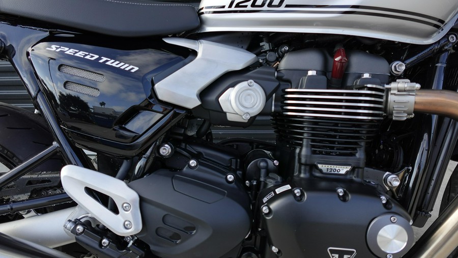 2025 Triumph Speed Twin 1200 Base