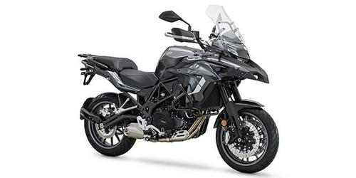 2021 Benelli TRK502 Review (15 Fast Facts for Sport-Touring)