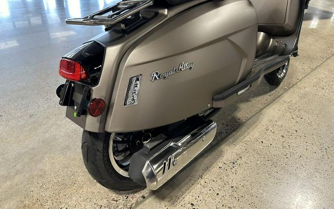 2022 Genuine Scooter Co Royal Alloy GT150