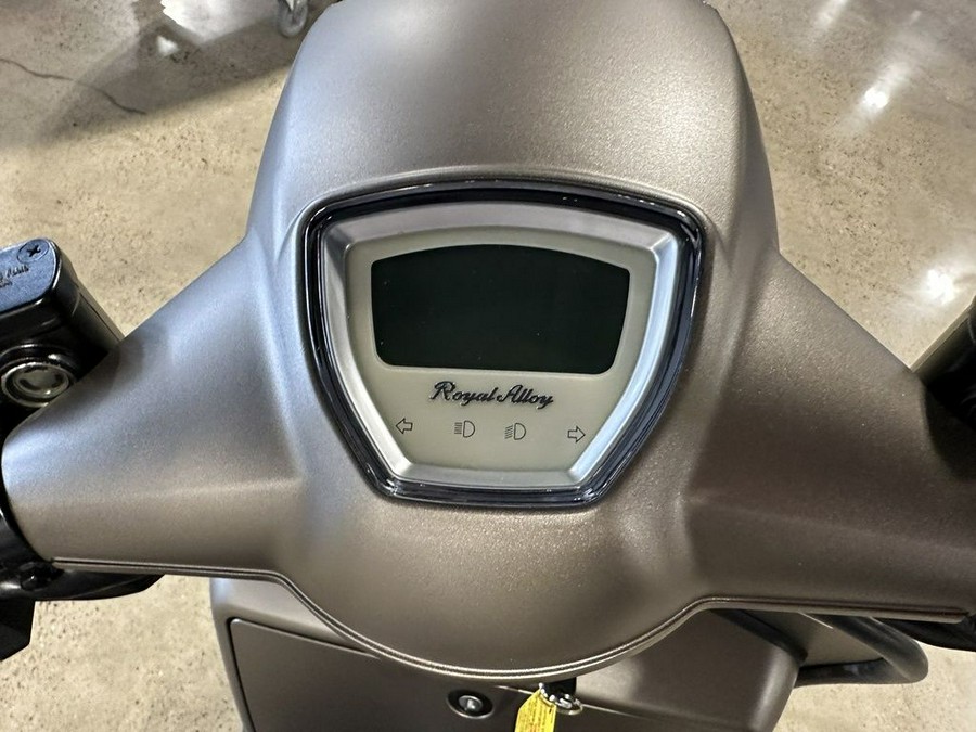 2022 Genuine Scooter Co Royal Alloy GT150