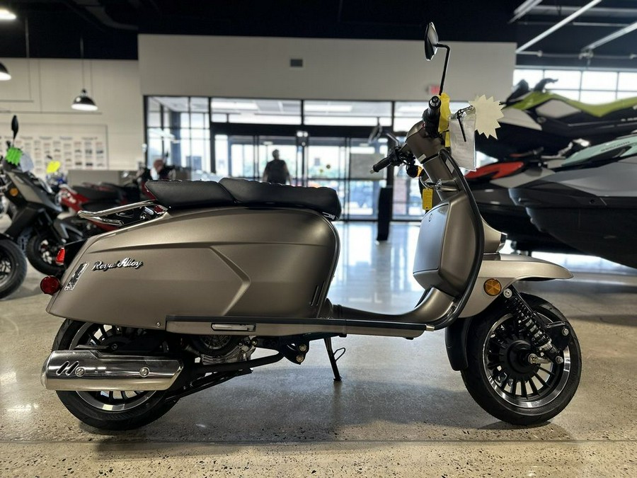 2022 Genuine Scooter Co Royal Alloy GT150