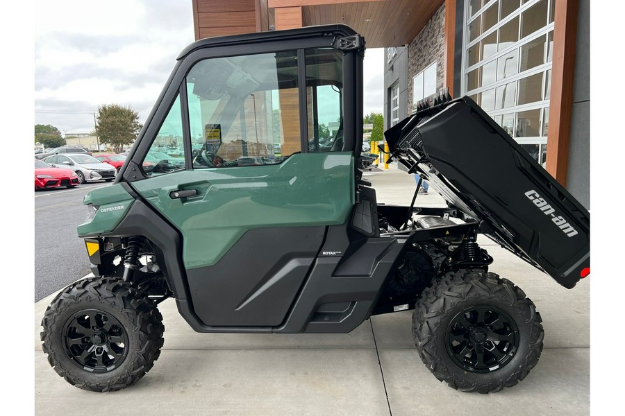 2026 Can-Am Defender DPS CAB HD9