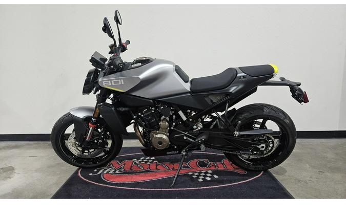 2025 801 VITPILEN - Husqvarna Motorcycles