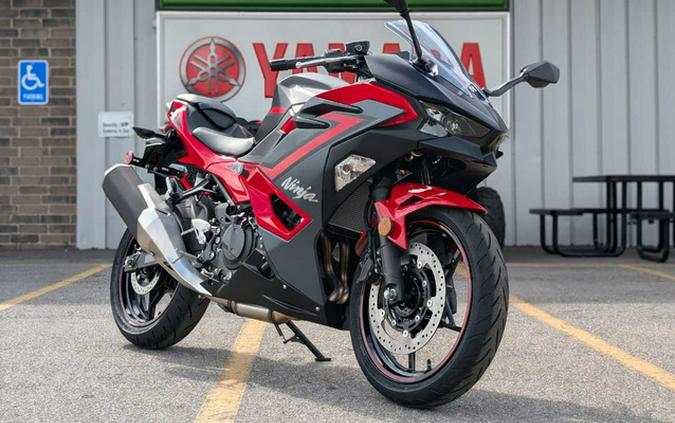 2025 Kawasaki Ninja 500 SE ABS SE ABS