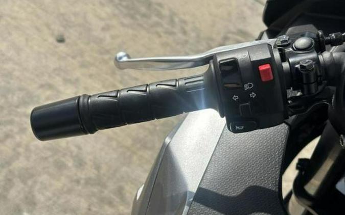 2025 Kawasaki Ninja 500 SE ABS SE ABS