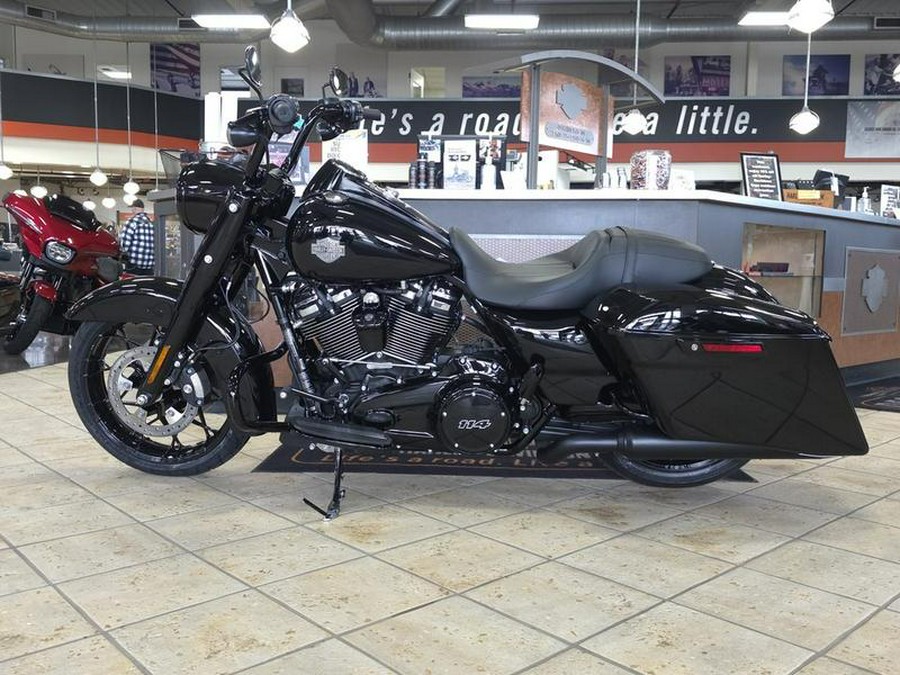 2025 Harley-Davidson® FLHRXS - Road King® Special